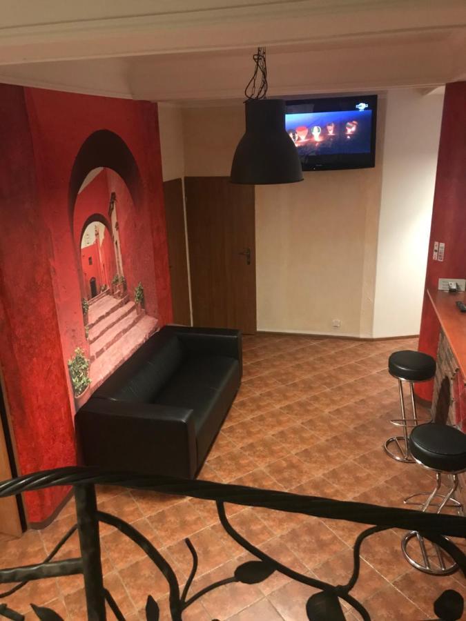 Piwnica Hostel Miechow Luaran gambar